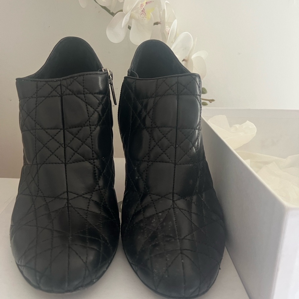 Dior Black Quilted Heeled Boots - Picture 3 of 3